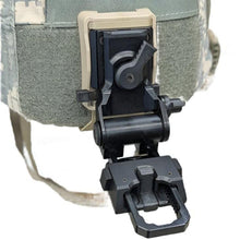 USGI MSA MICH 2000 Helmet, Medium with Land Warrior Set-Up