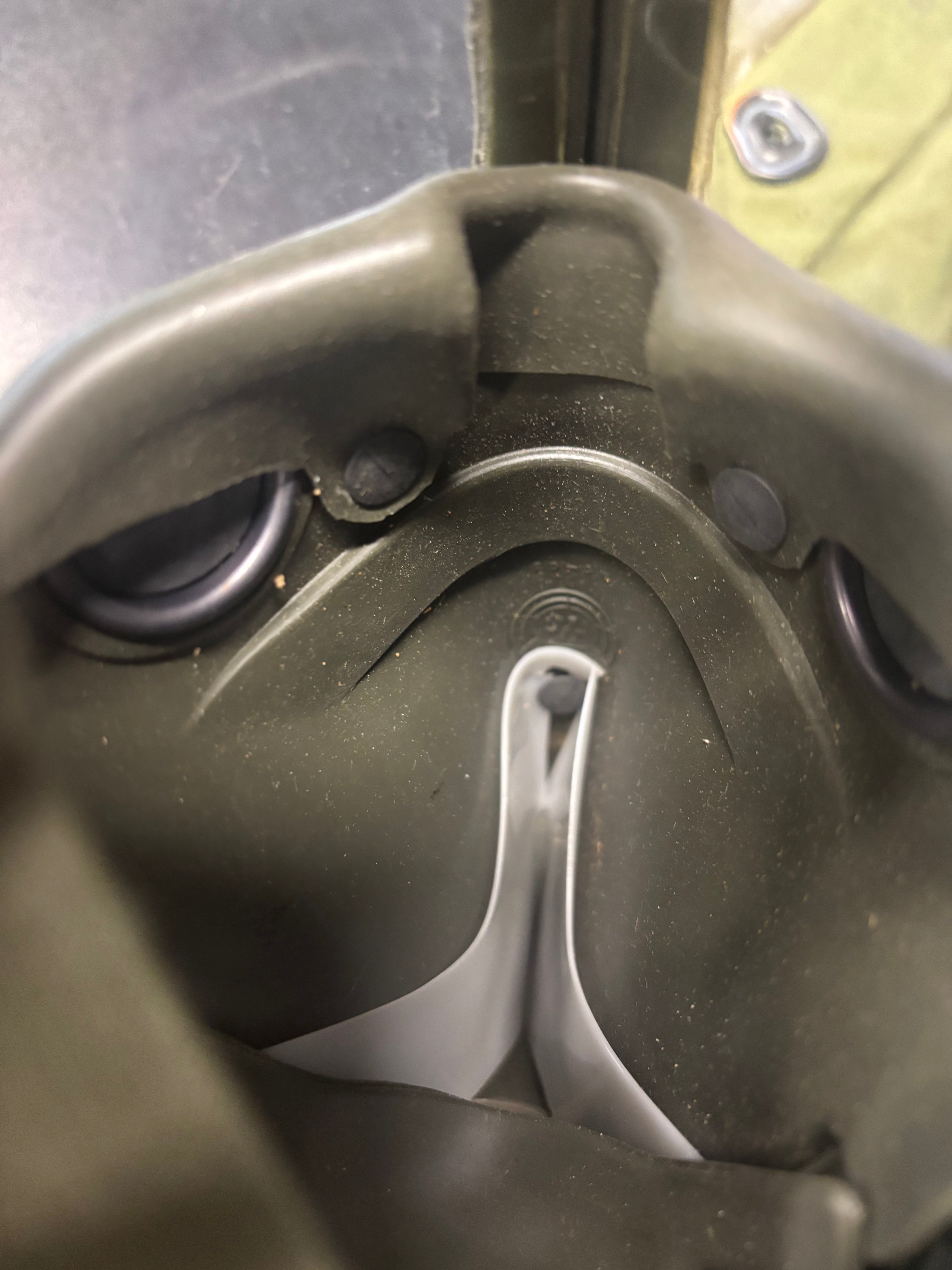 Rare US Vietnam-Era XM28 Grasshopper Gas Mask with XM28E4 Carrier #1