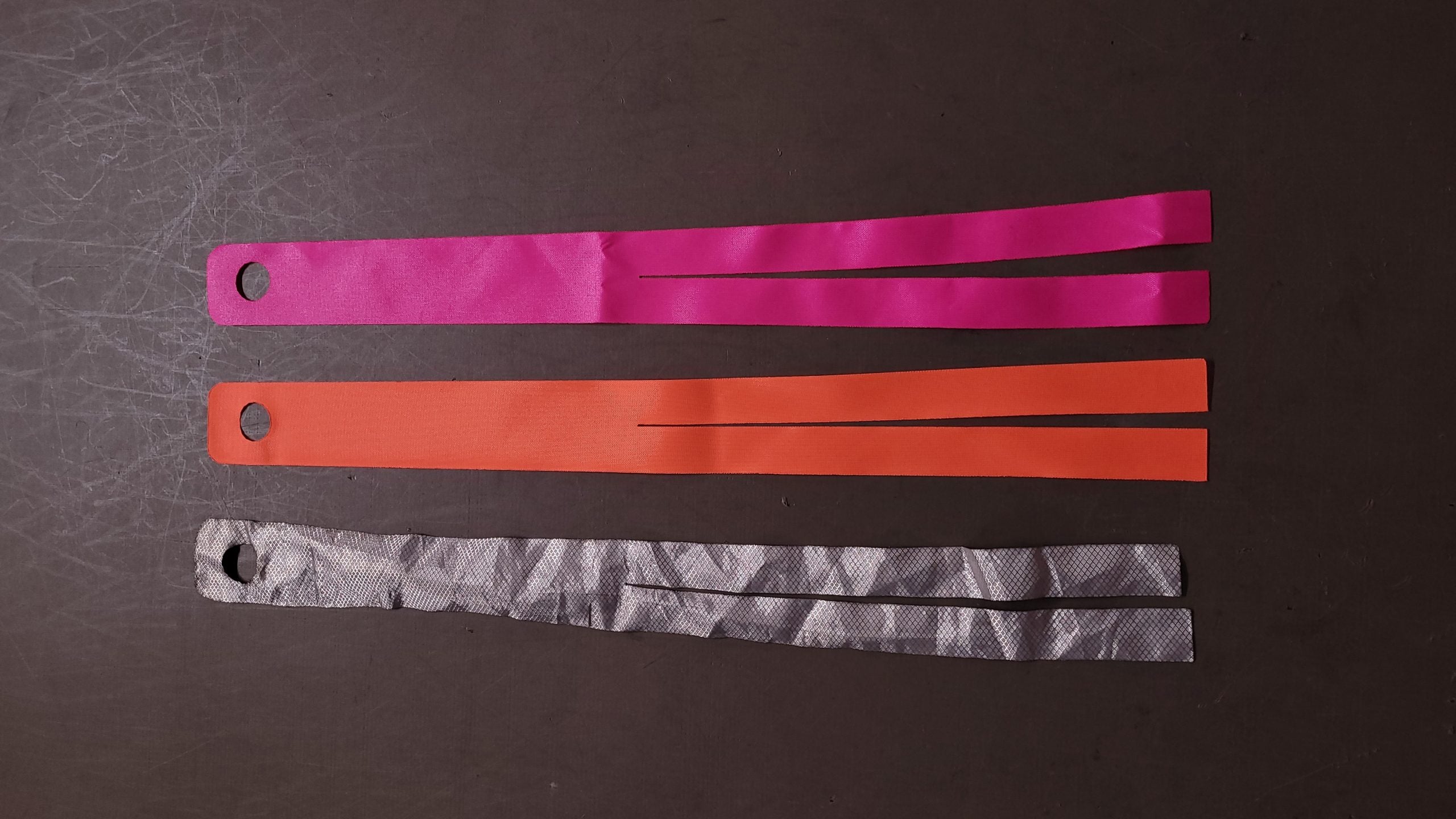 Black Hills Designs Signal Streamers (3 Pack)