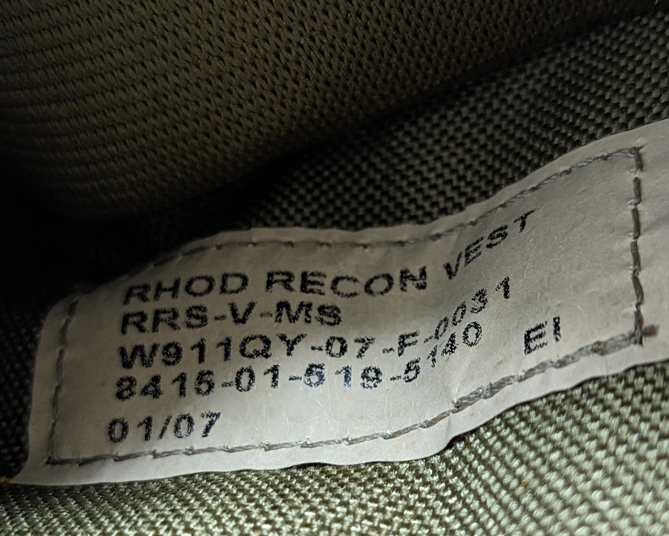 Eagle Industries Rhodesian Recon Vest RRV Chest Rig, Khaki