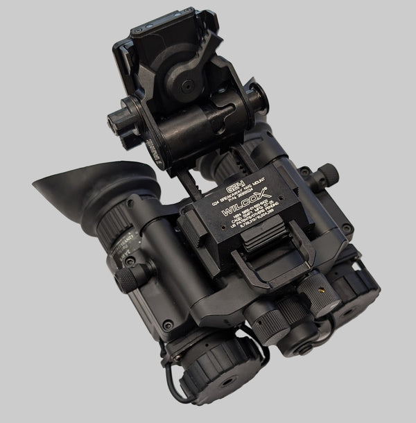 Police Turn-In AGM NVG-50 3AW1 Night Vision Goggle Black Friday Package