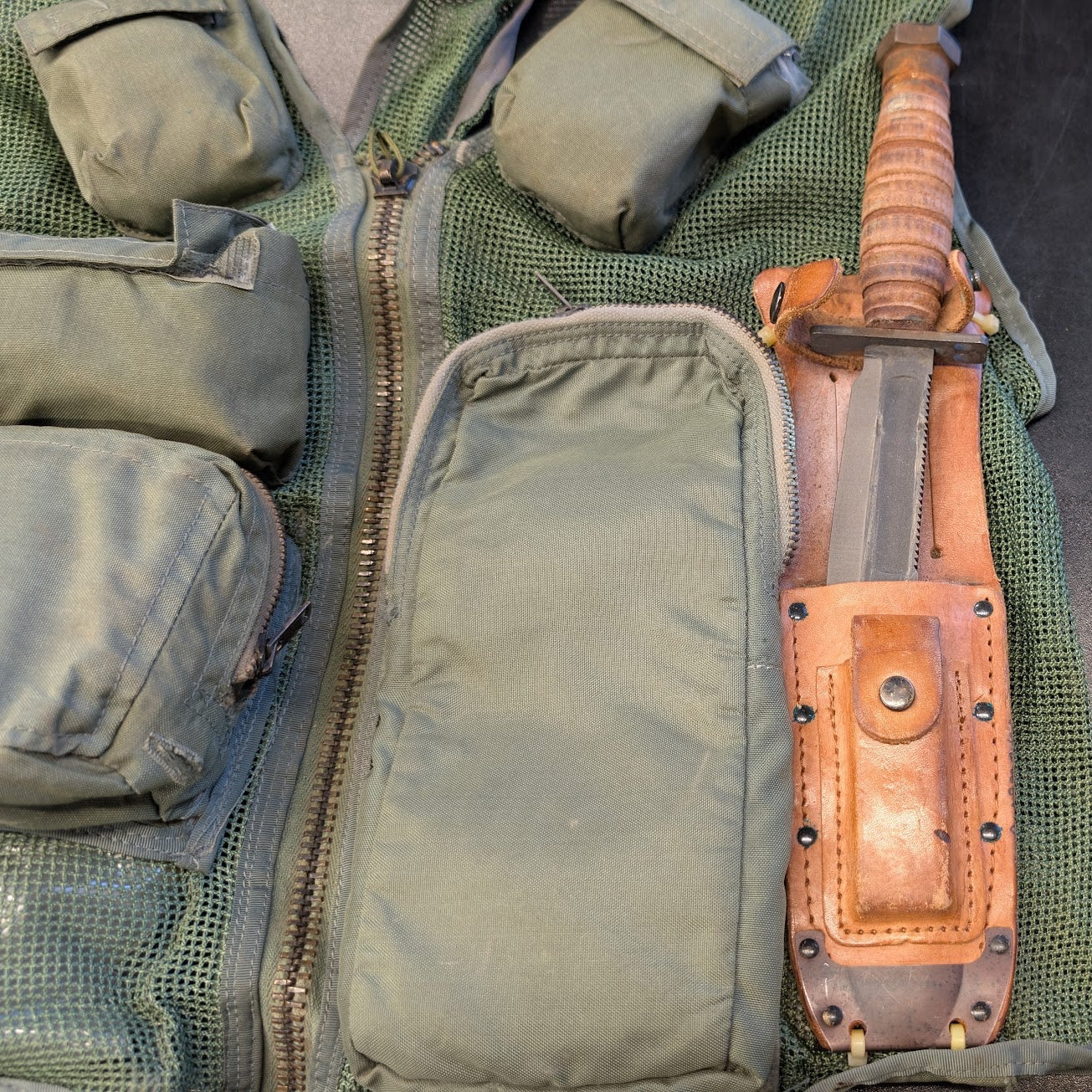 USGI SRU-21/P Pilot Survival Vest, Complete