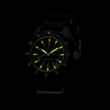 MARATHON PILOT'S NAVIGATOR WITH DATE - 41MM - BLACK - US GOVERNMENT MARKED