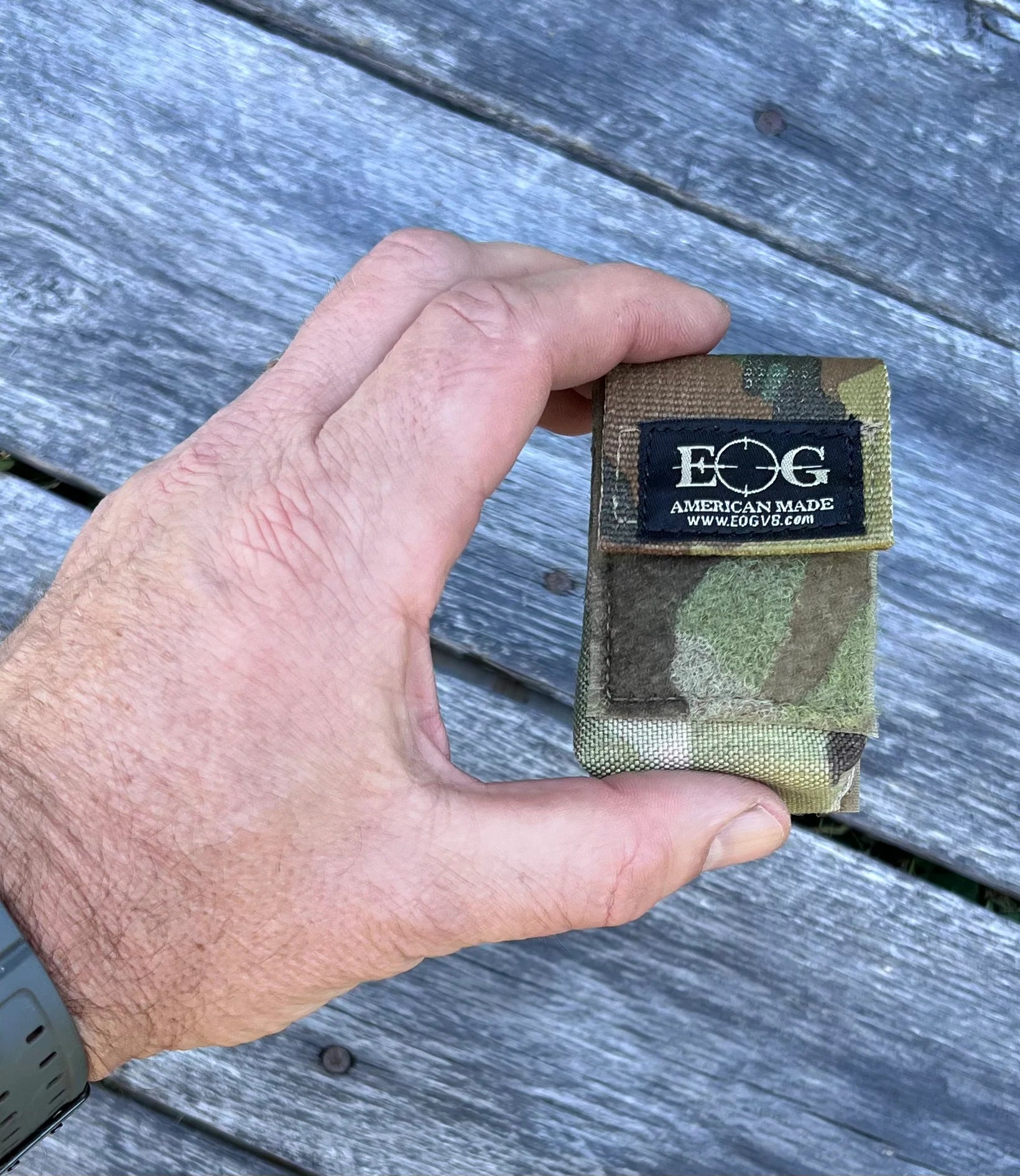EOG Nitrile Glove Pouch